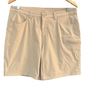 Eddie Bauer Tan Cargo Shorts Versatile and Comfortable
